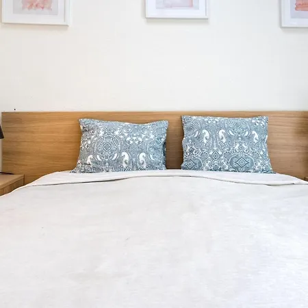Urb La Dama De Noche 4br Marbella
