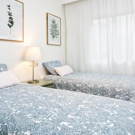 Urb La Dama De Noche 4br Apartment Marbella